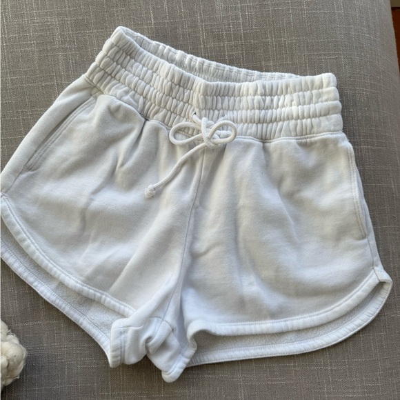Abercrombie & Fitch Pants - Abercrombie & Fitch Shorts